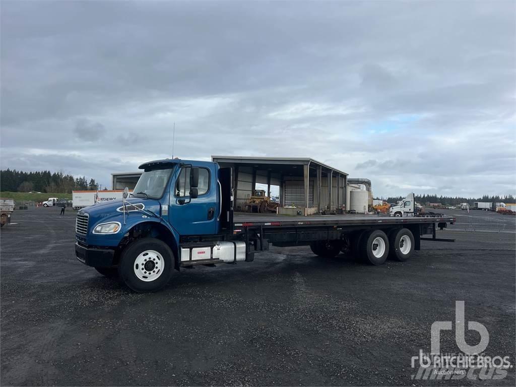 Freightliner M2 Camioane platforma/prelata