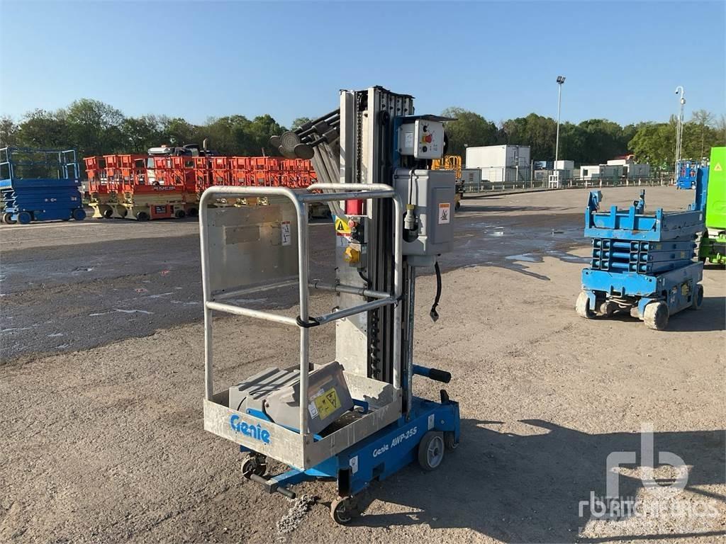 Genie AWP25S Nacele cu brat articulat