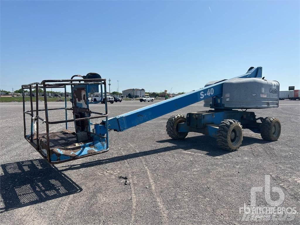 Genie S40 Nacele cu brat articulat