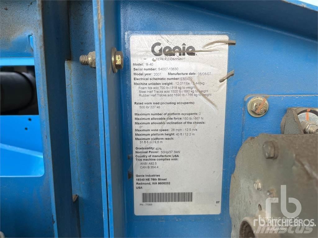 Genie S40 Nacele cu brat articulat