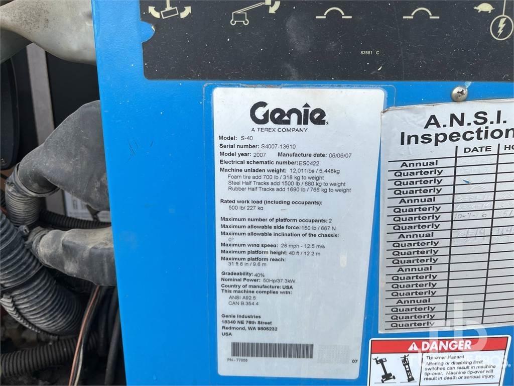 Genie S40 Nacele cu brat articulat