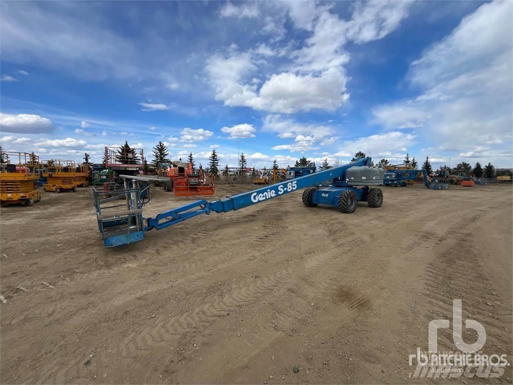Genie S85 Nacele cu brat articulat