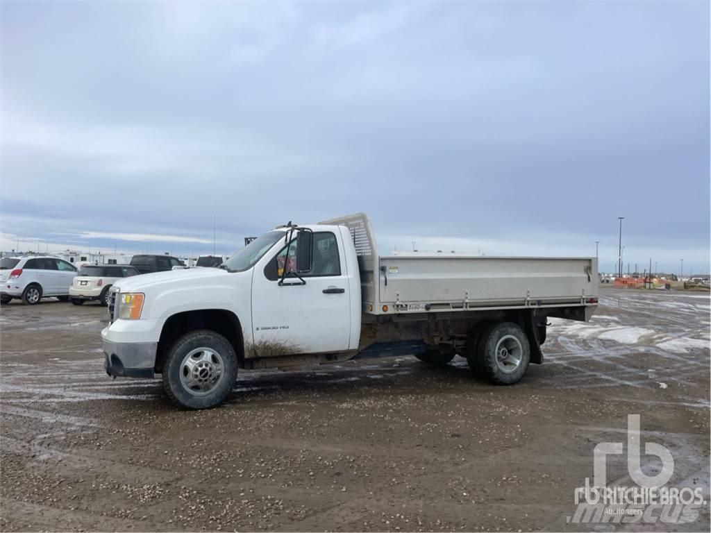 GMC 3500HD Camioane platforma/prelata