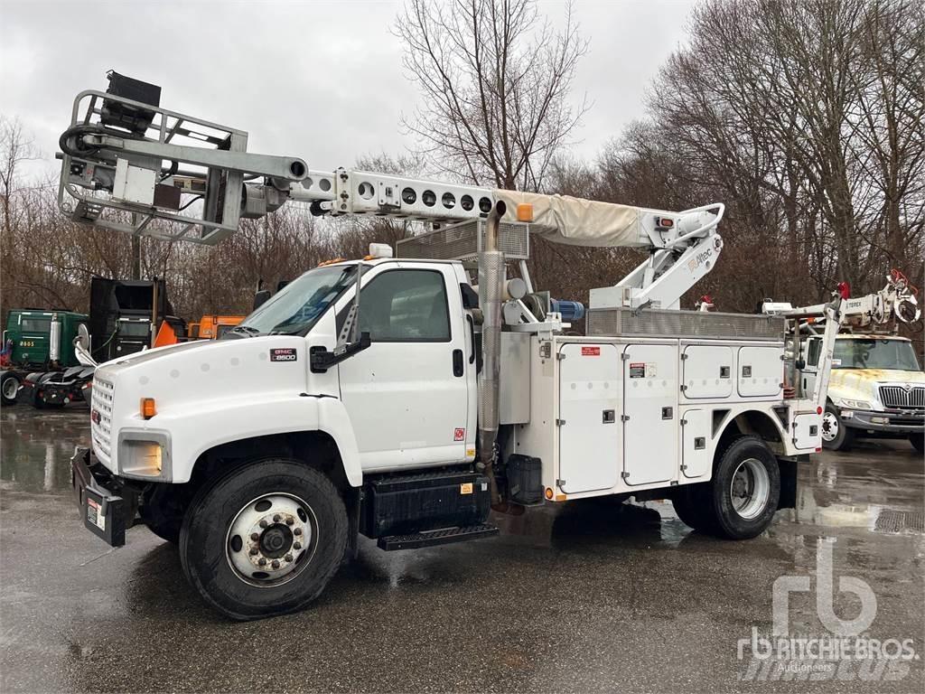 GMC C8500 Platforme aeriene montate pe remorca