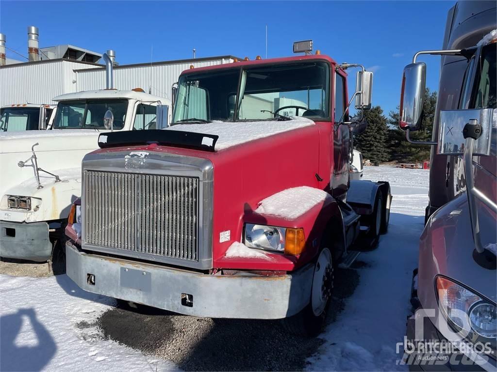 GMC WCA Autotractoare