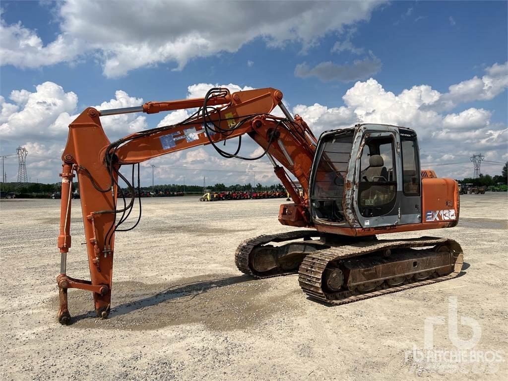 Hitachi EX135 Excavatoare pe șenile
