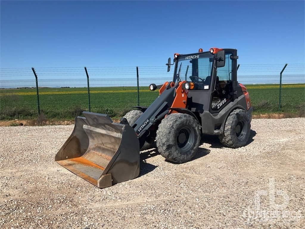 Hitachi ZW95 Incarcator pe pneuri