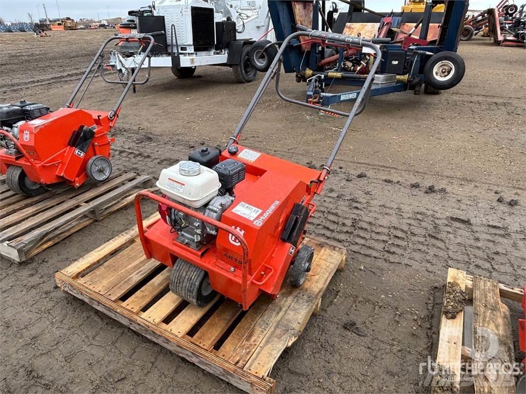 Husqvarna AR19H Utilaje întreţinere terenuri - Altele