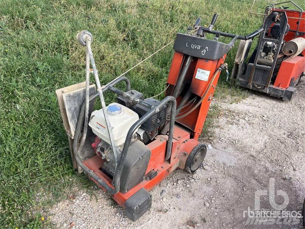 Husqvarna FS513 Utilaje taiere asfalt