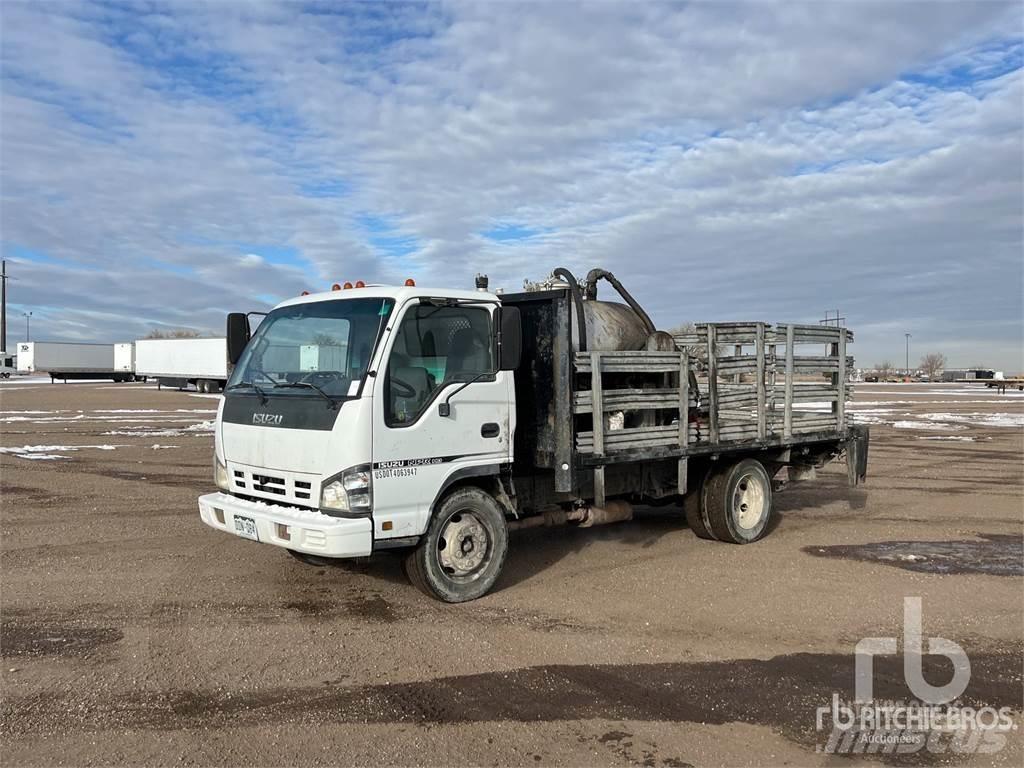 Isuzu NPR Camioane platforma/prelata