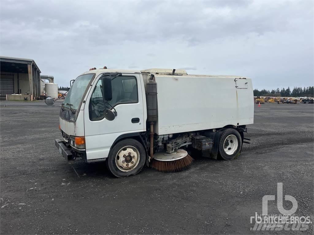 Isuzu NQR Maturatoare