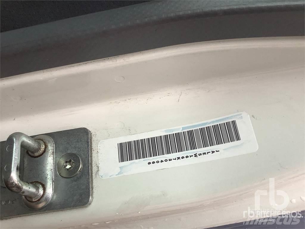 Isuzu NRR Frigorific