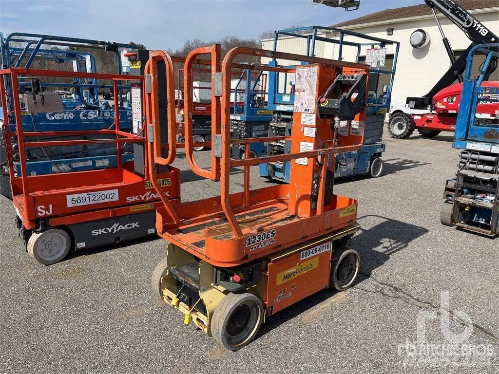 JLG 1230ES Nacele cu brat articulat