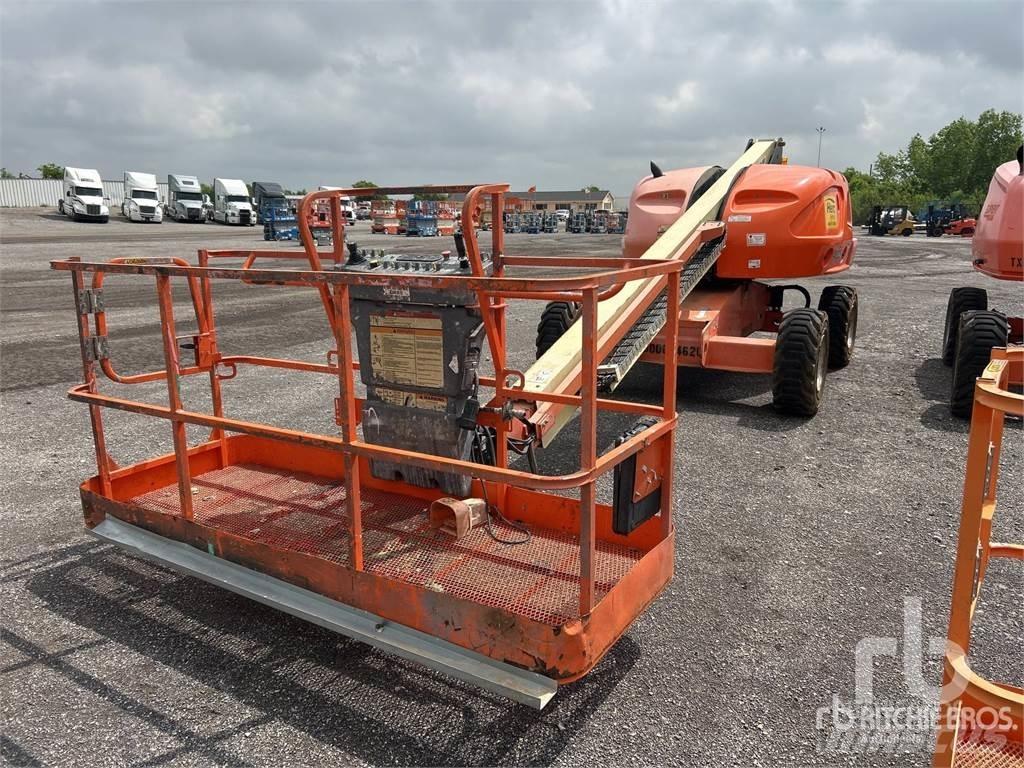 JLG 400S Nacele cu brat articulat