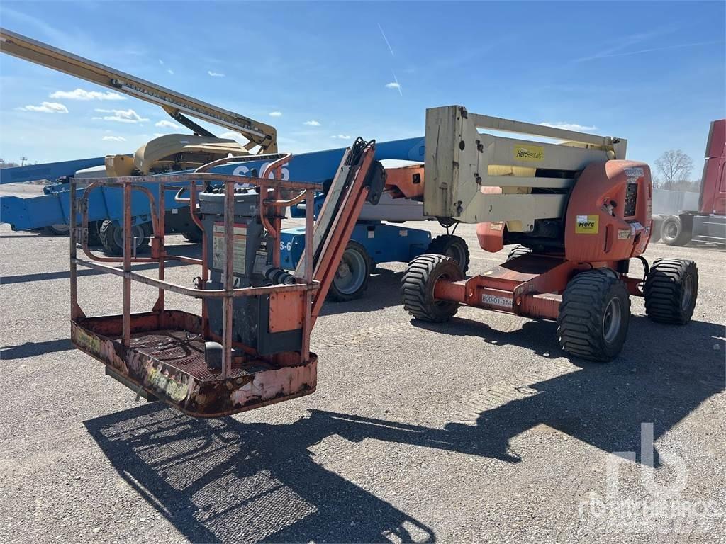 JLG 450AJ Nacele cu brat articulat