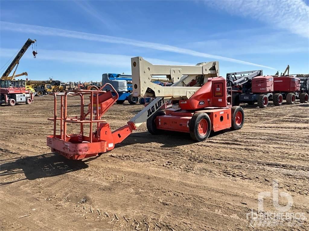 JLG 45IC Nacele cu brat articulat