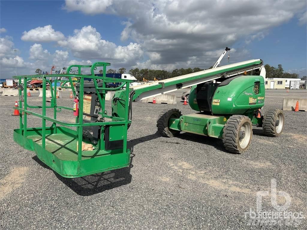 JLG 600A Nacele cu brat articulat