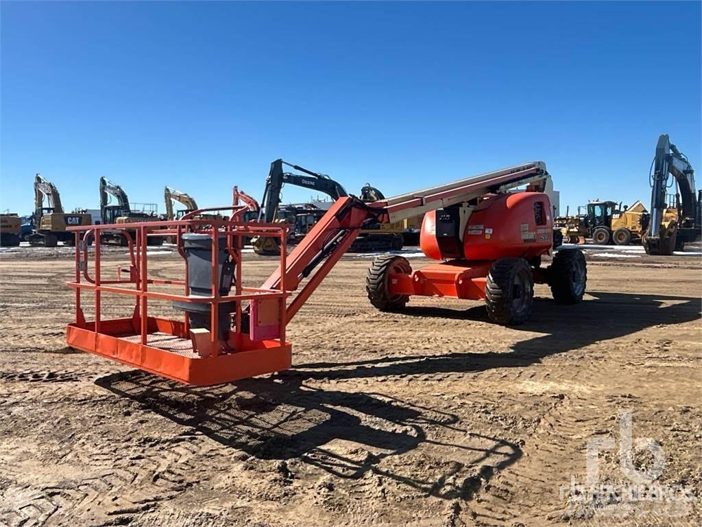 JLG 600AJ Nacele cu brat articulat