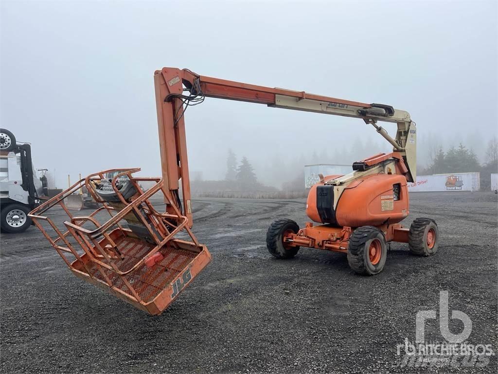 JLG 600AJ Nacele cu brat articulat