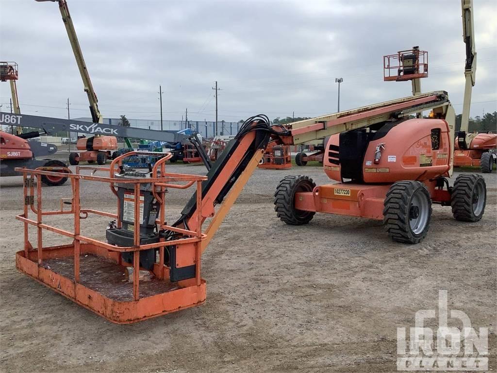 JLG 600AJ Nacele cu brat articulat