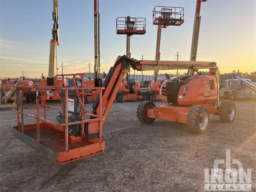 JLG 600AJ Nacele cu brat articulat