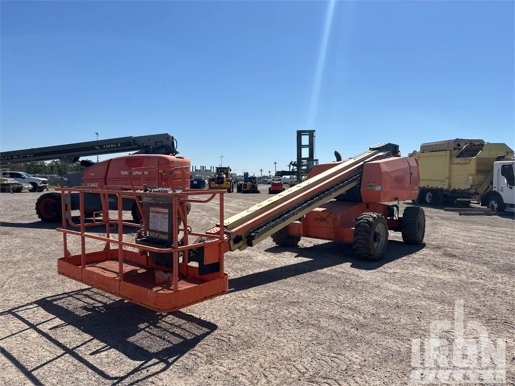 JLG 600S Nacele cu brat articulat
