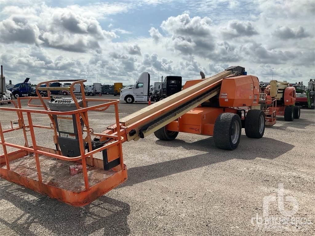 JLG 600S Nacele cu brat articulat