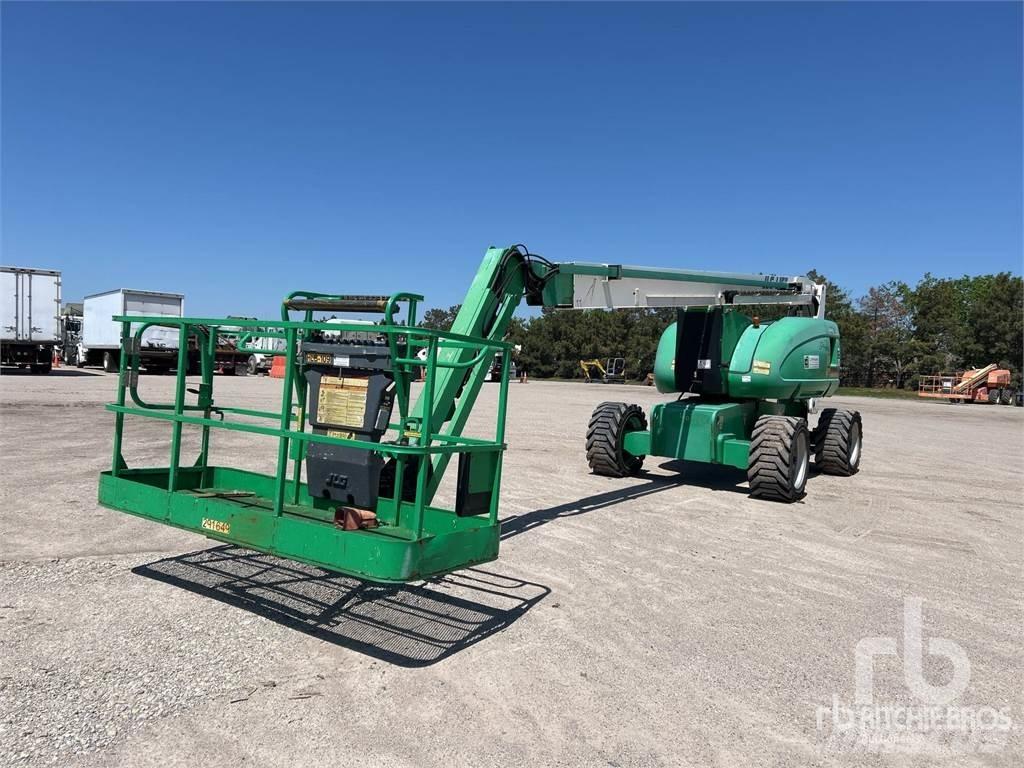 JLG 800AJ Nacele cu brat articulat