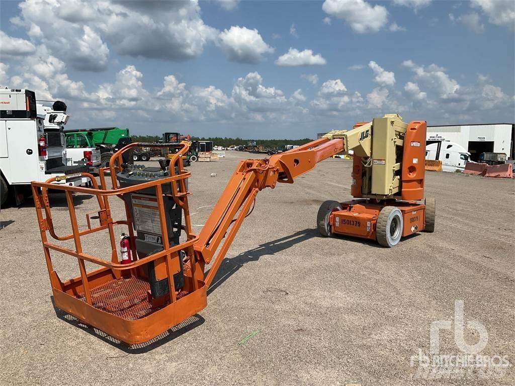 JLG E300 AJP Nacele cu brat articulat