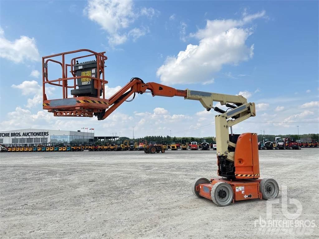 JLG E300 AJP Nacele cu brat articulat
