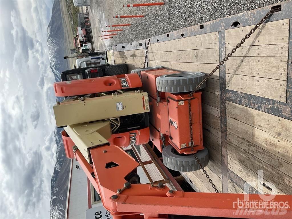 JLG E300AJ Nacele cu brat articulat