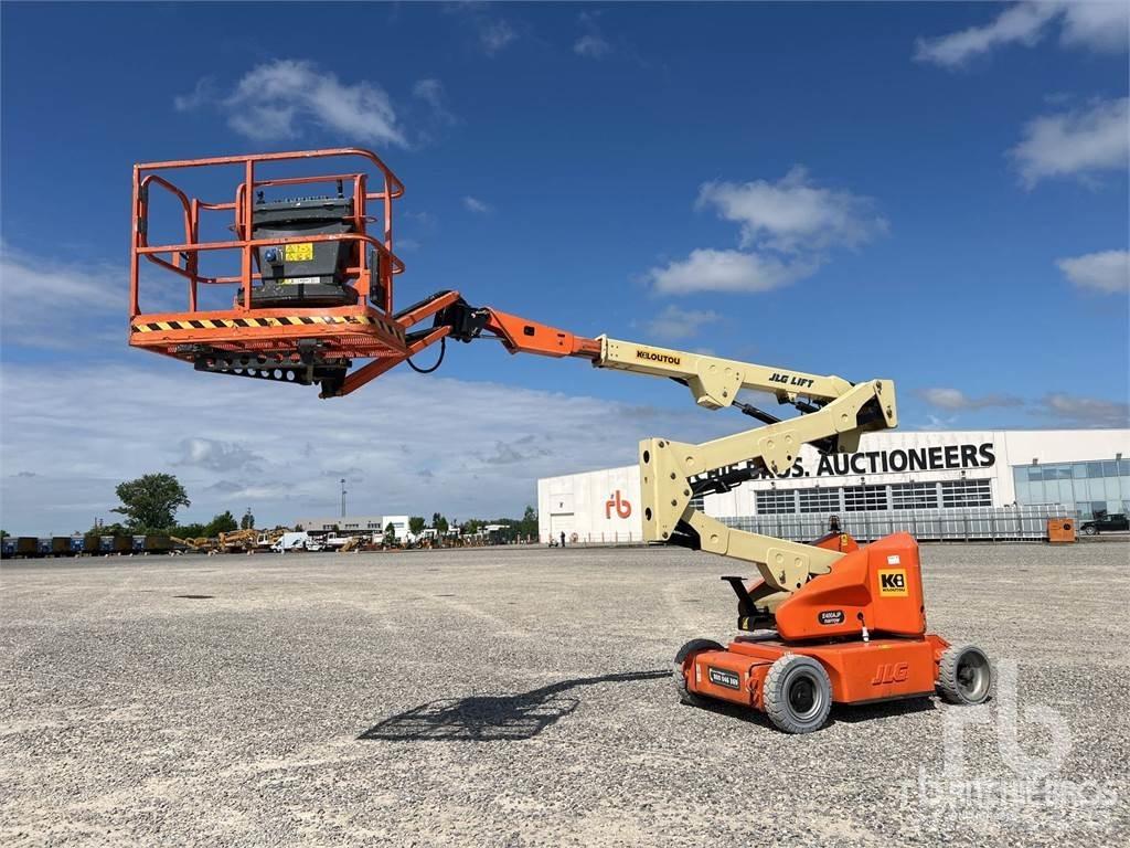 JLG E400AJPN Nacele cu brat articulat