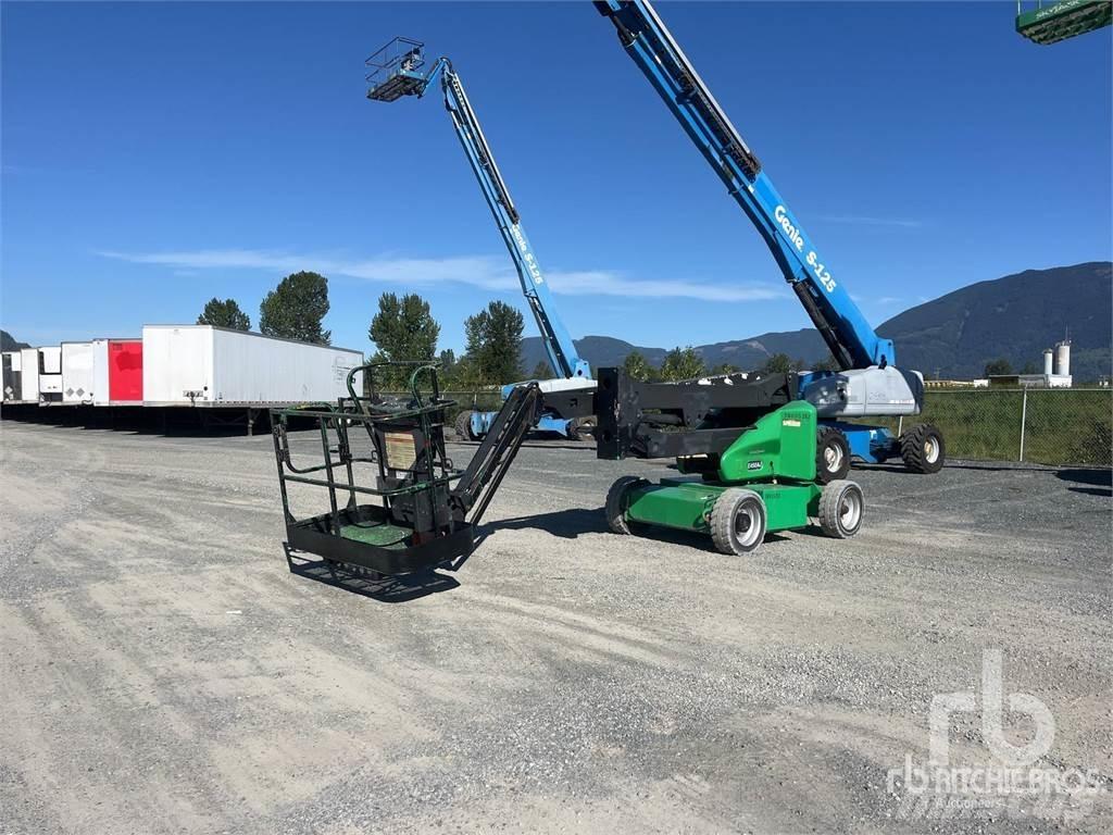 JLG E450AJ Nacele cu brat articulat