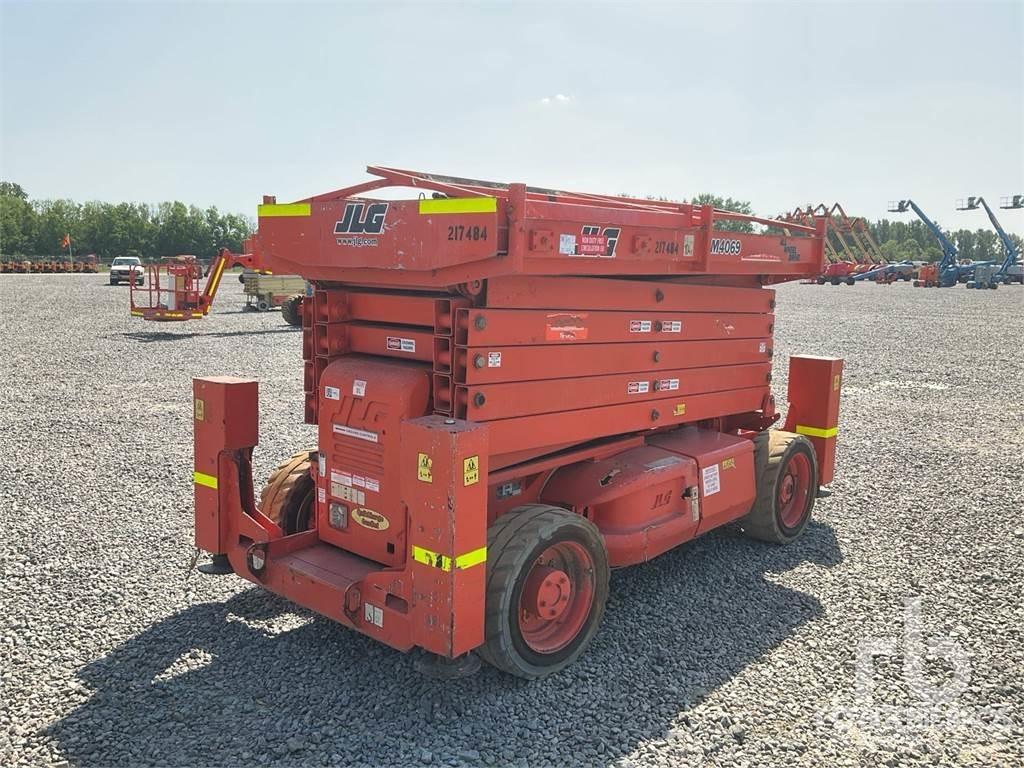 JLG M4069 Platforme foarfeca