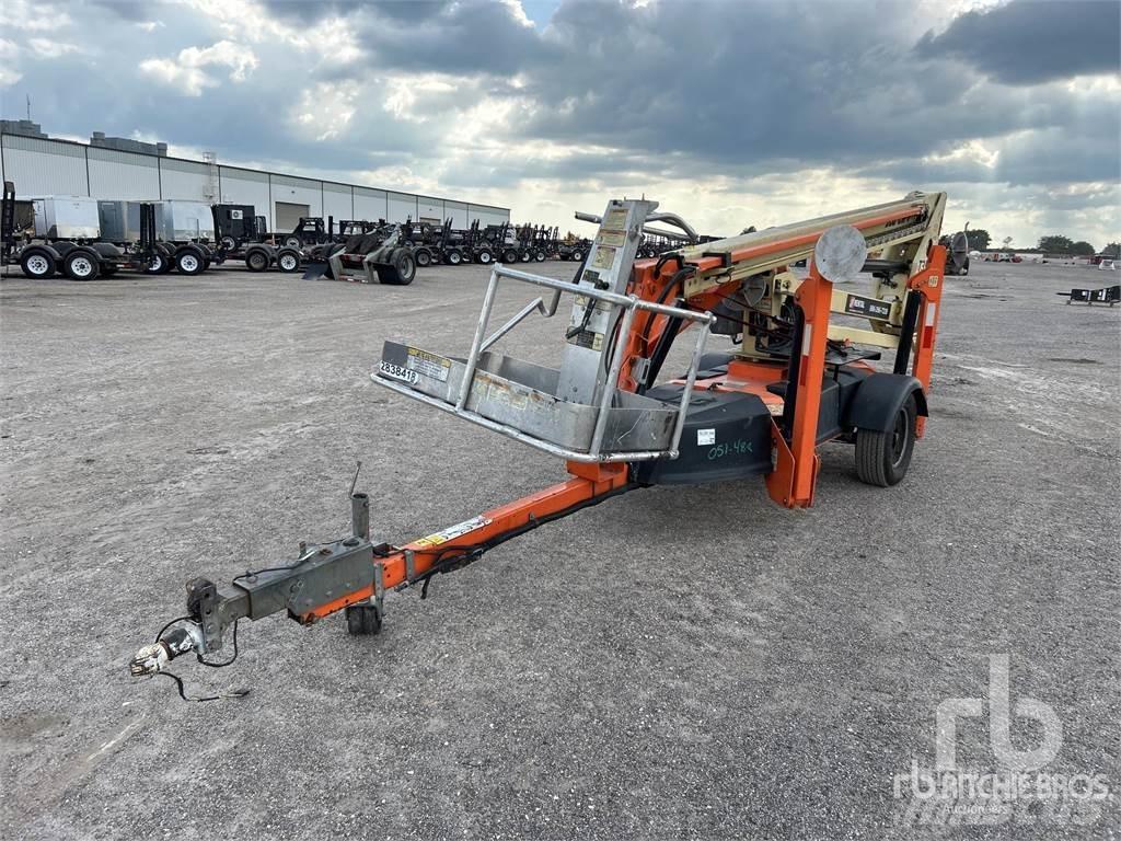 JLG T-350 Nacele cu brat articulat