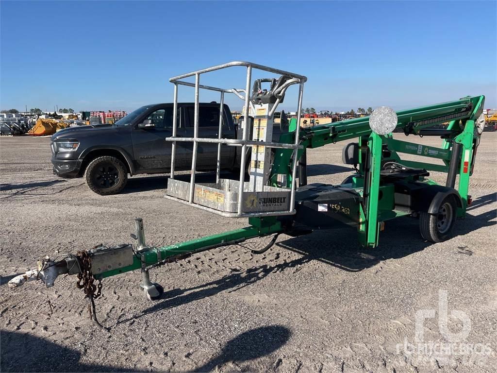 JLG T350 Nacele cu brat articulat
