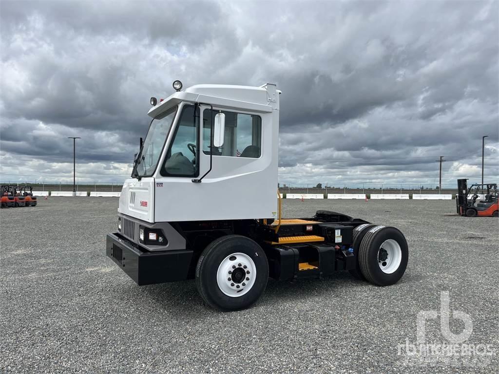Kalmar T2 Autotractoare