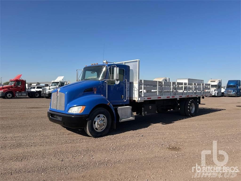 Kenworth T300 Camioane platforma/prelata