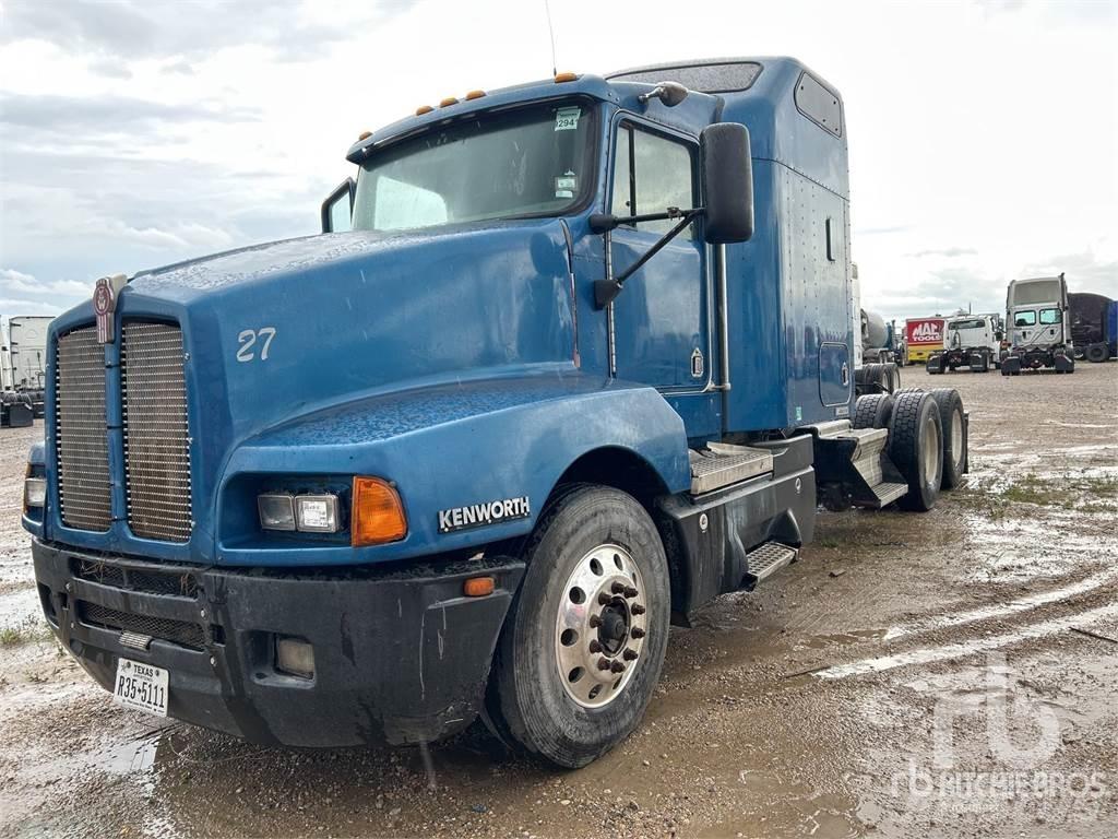 Kenworth T600 Autotractoare