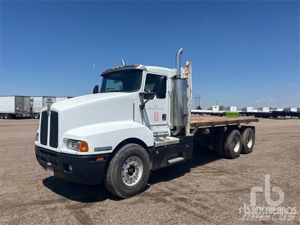 Kenworth T600 Camioane platforma/prelata