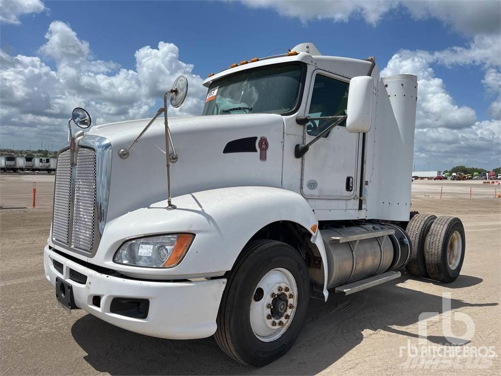 Kenworth T660 Autotractoare