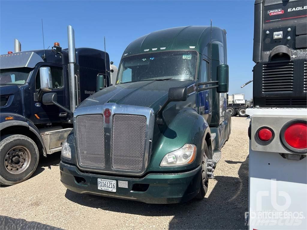 Kenworth T680 Autotractoare