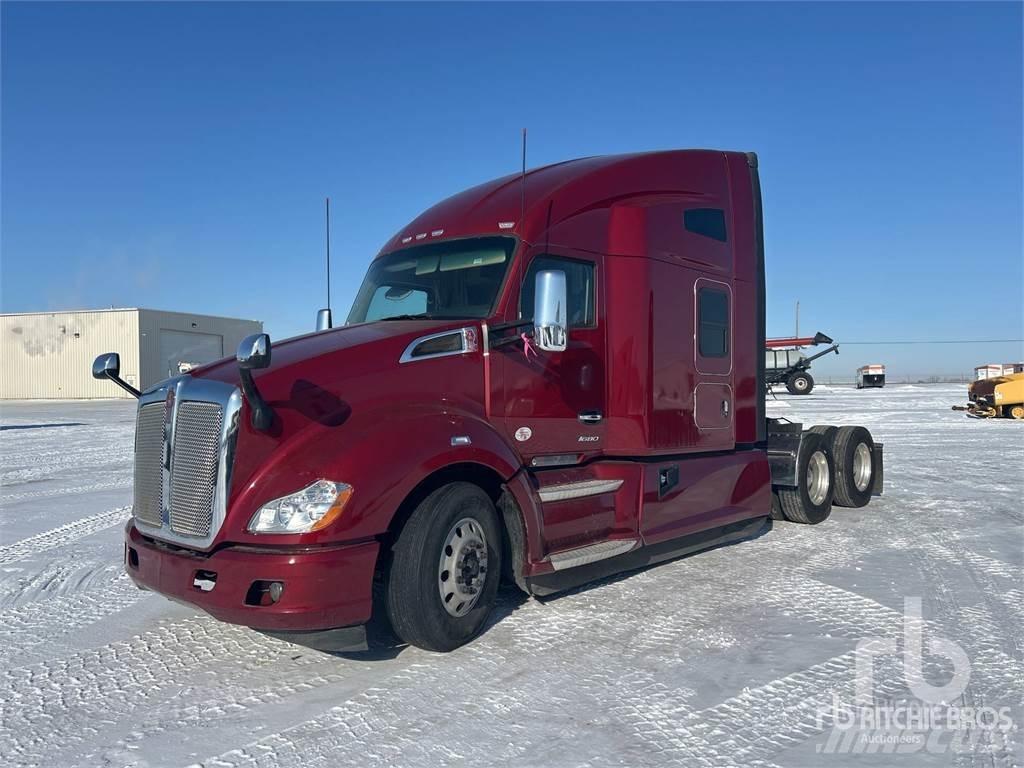 Kenworth T680 Autotractoare