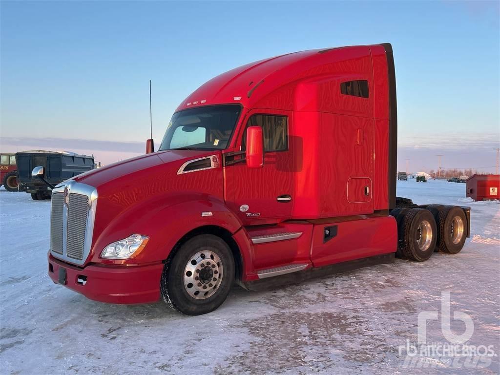 Kenworth T680 Autotractoare