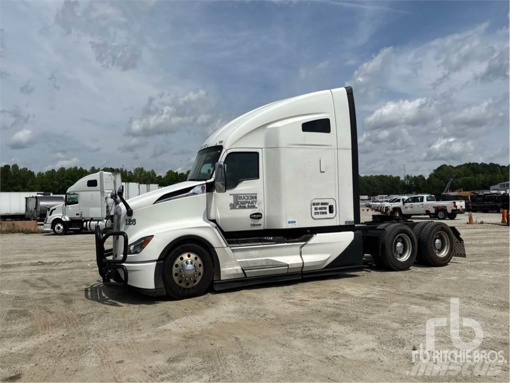 Kenworth T680 Autotractoare