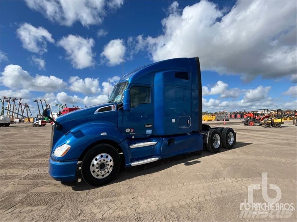 Kenworth T680 Autotractoare