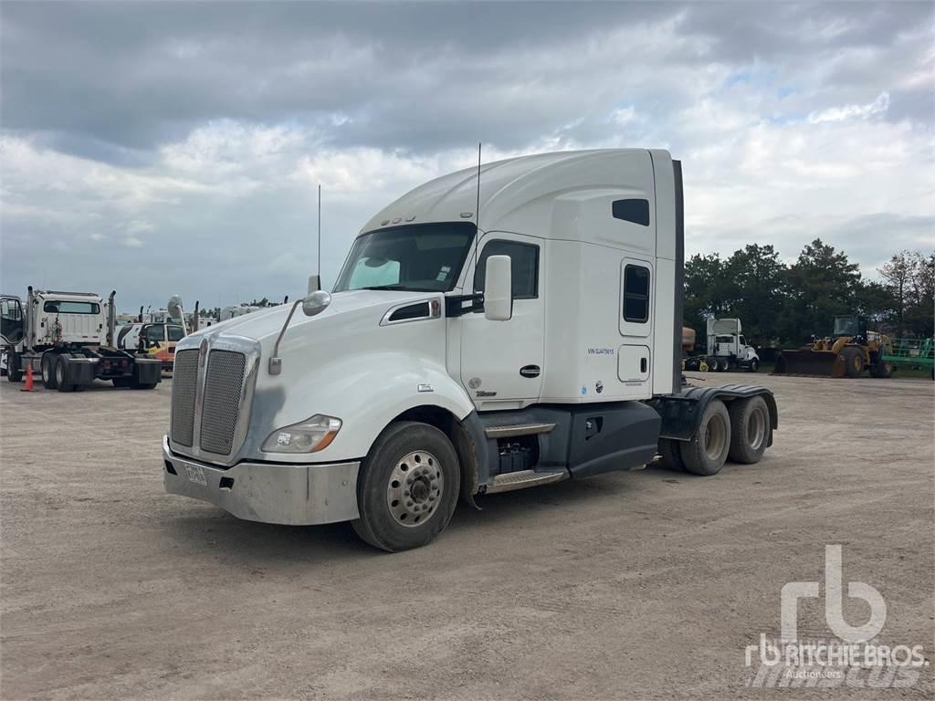 Kenworth T680 Autotractoare