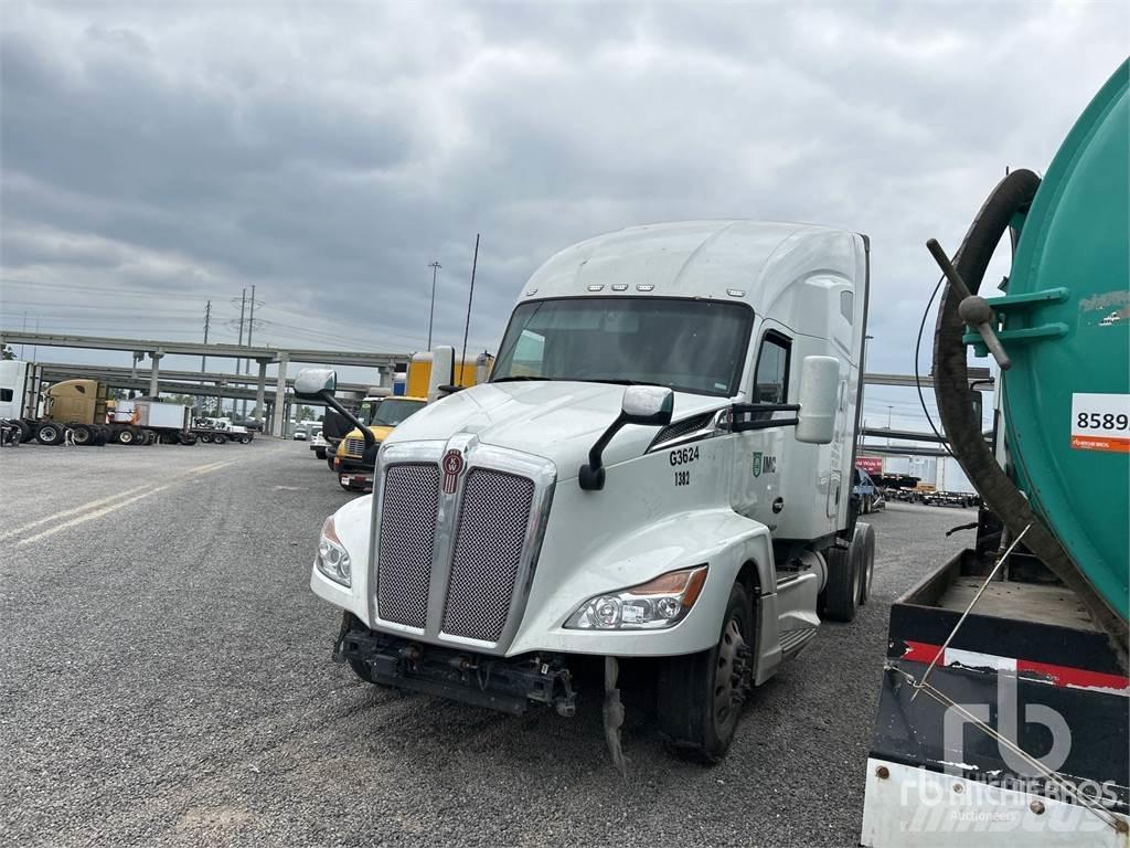 Kenworth T680 Autotractoare