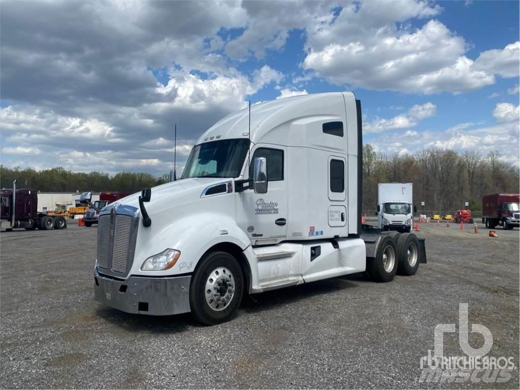 Kenworth T680 Autotractoare