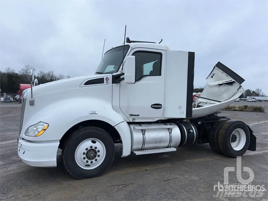 Kenworth T680 Autotractoare